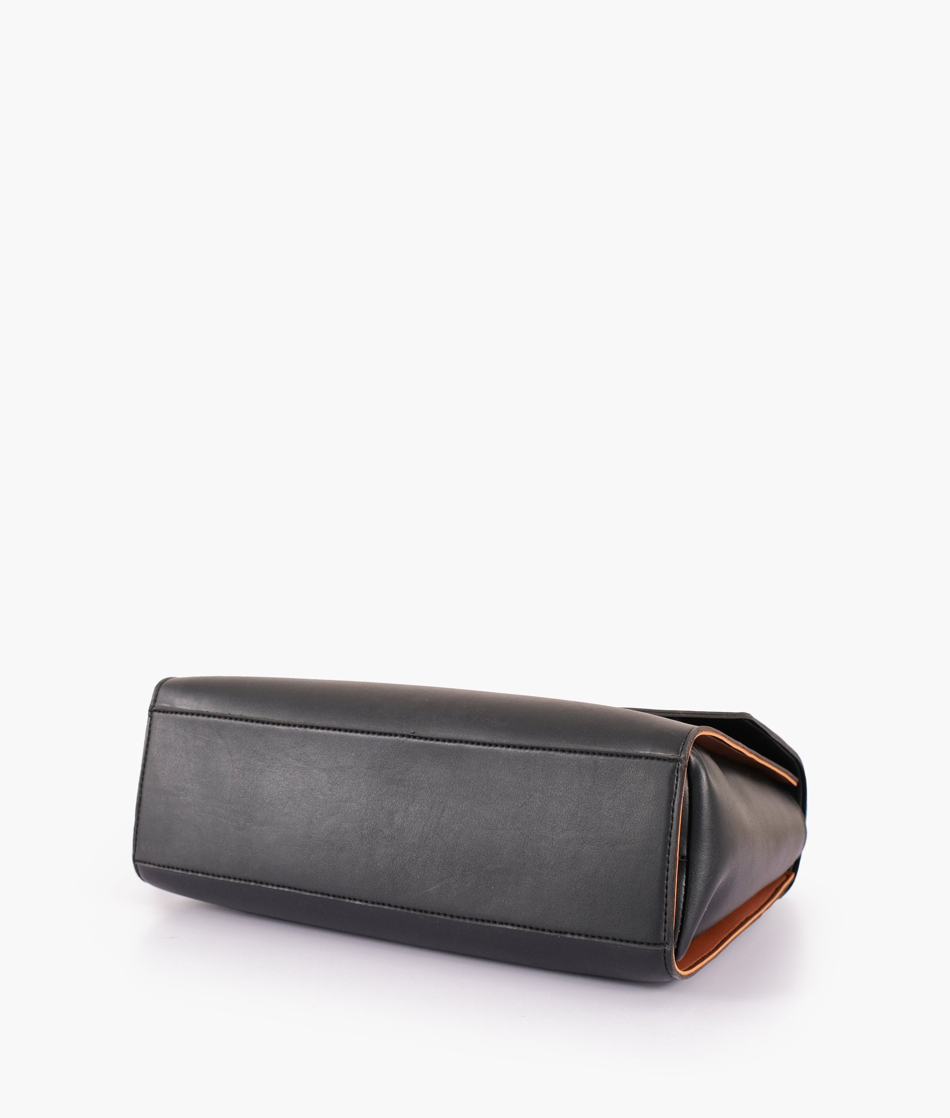 LumaVex - Black flap-over top-handle bag