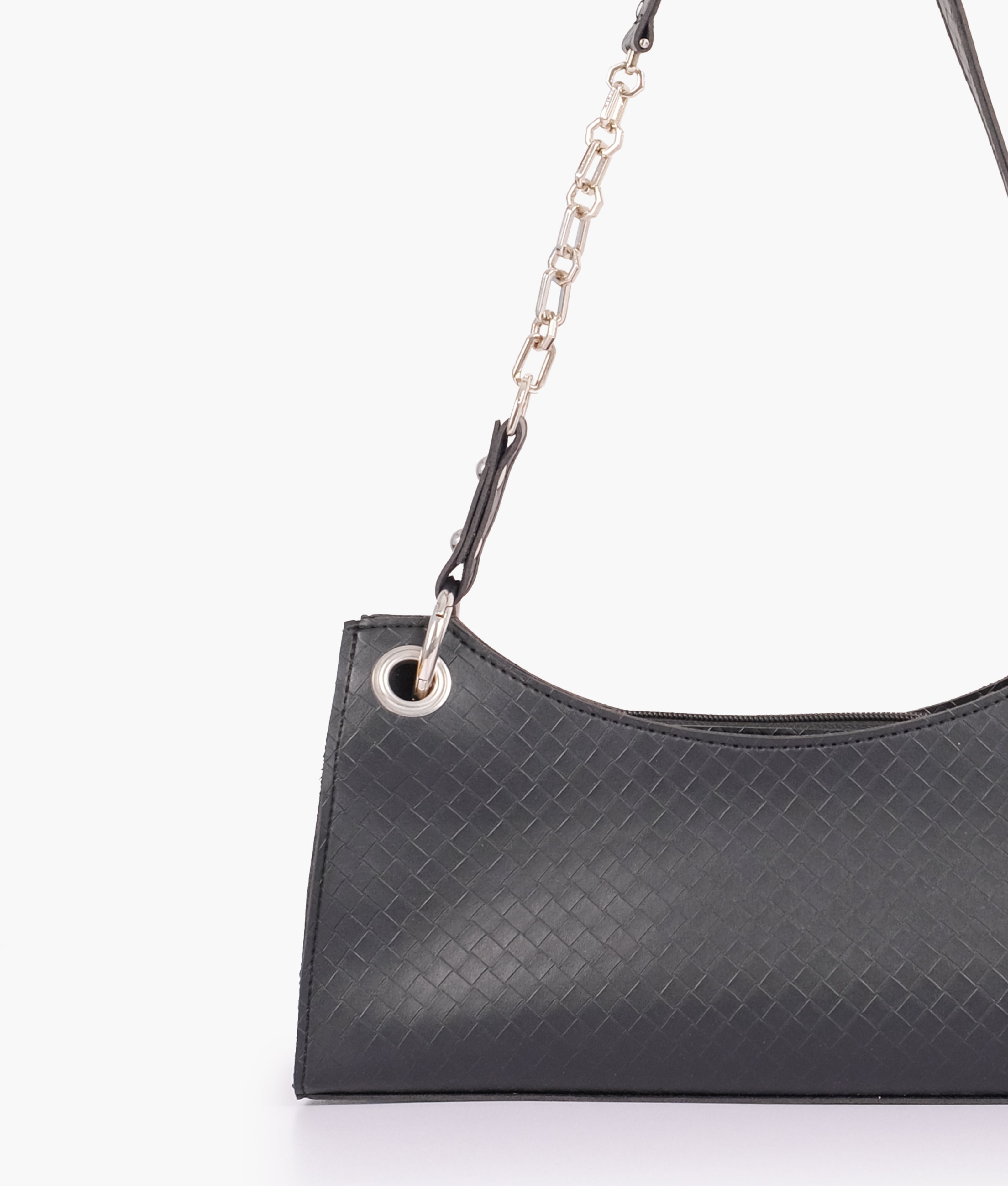 LumaVex - Black weaved elongated chain handle purse