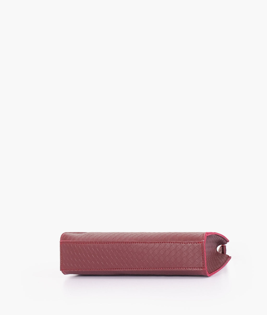 LumaVex - Burgundy weaved elongated chain handle purse
