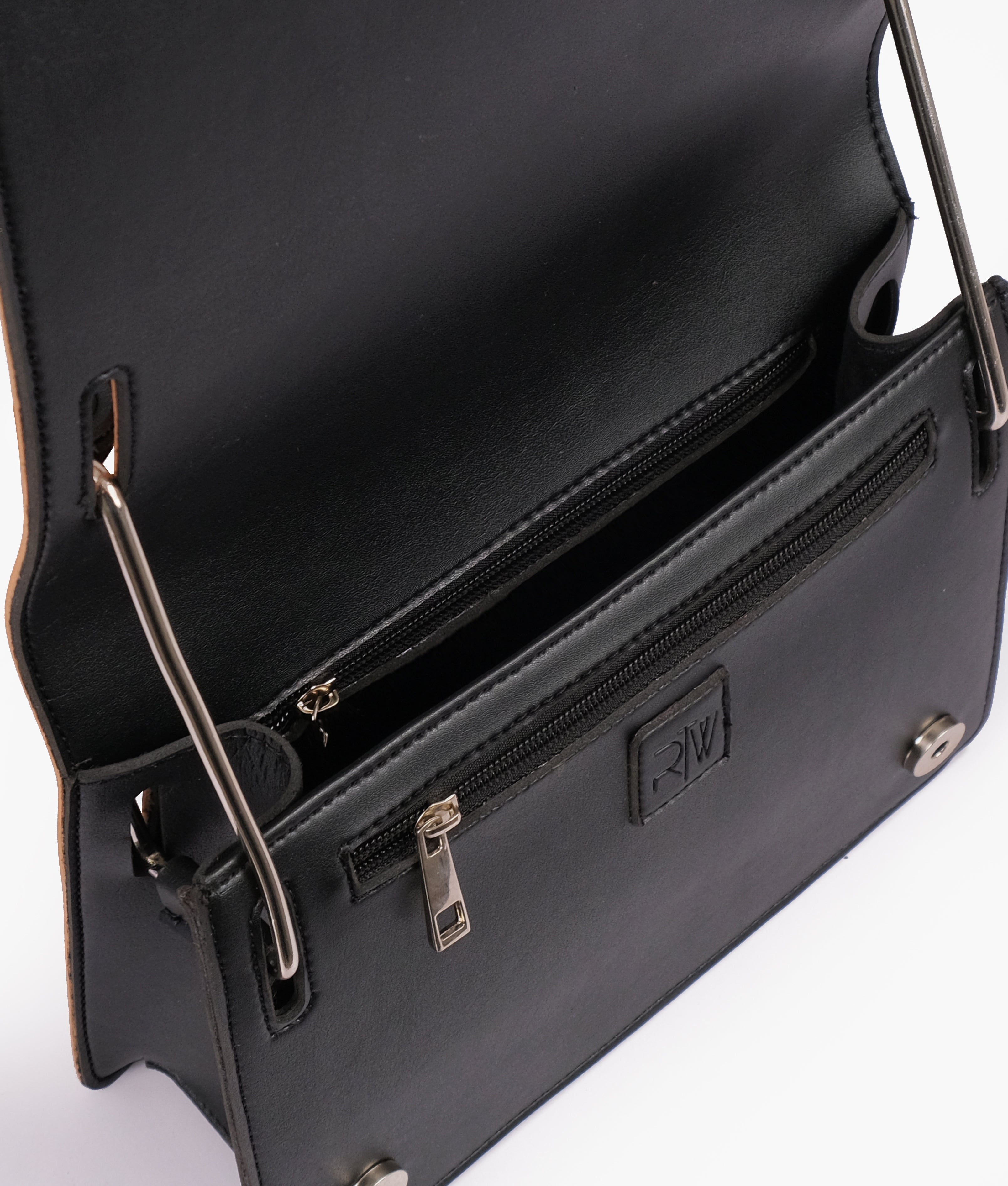 LumaVex - Mustard loop strap shoulder bag